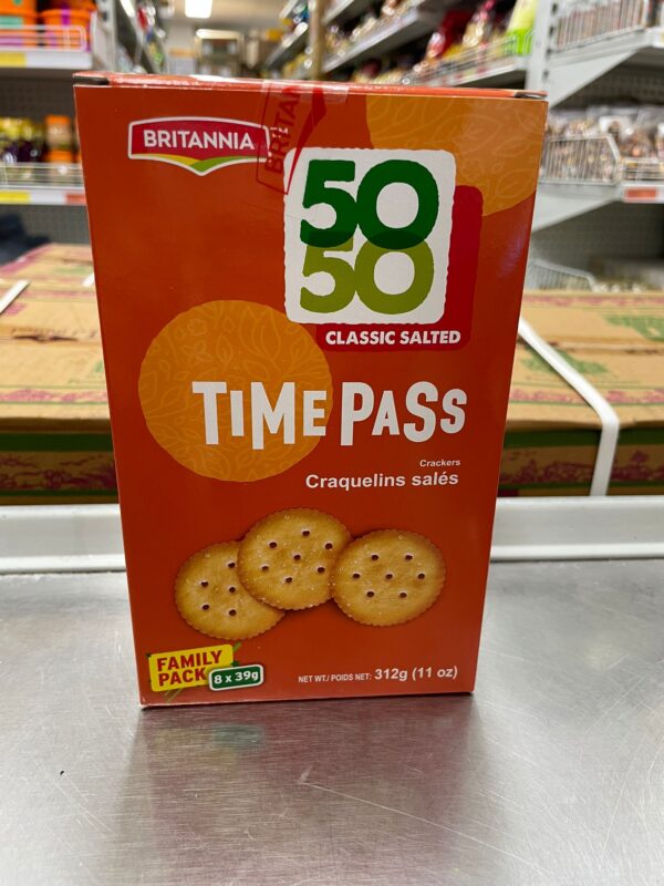 Britannia Timepass 5050 Classic Salted Family Pack 312g